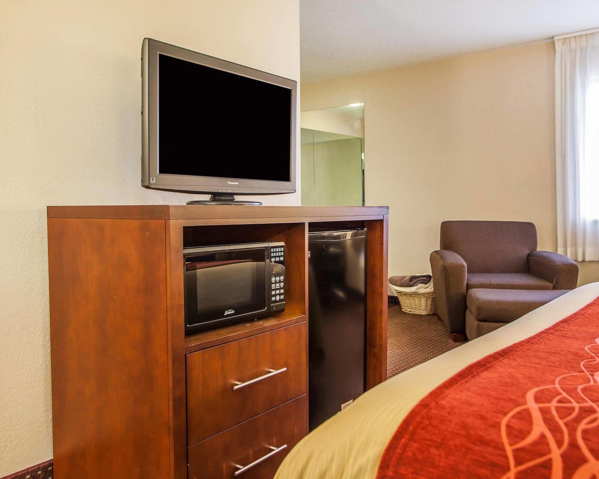 Quality Inn Waverly Esterno foto
