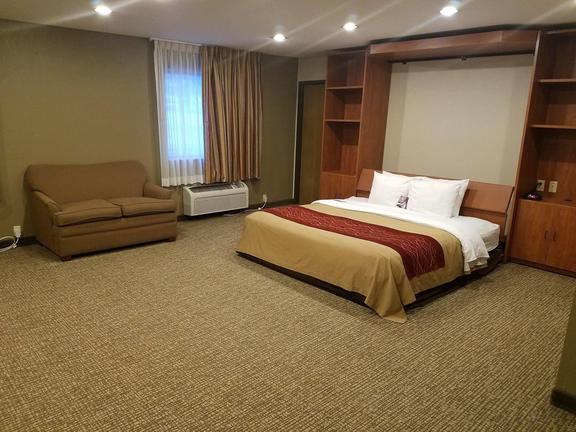 Quality Inn Waverly Esterno foto