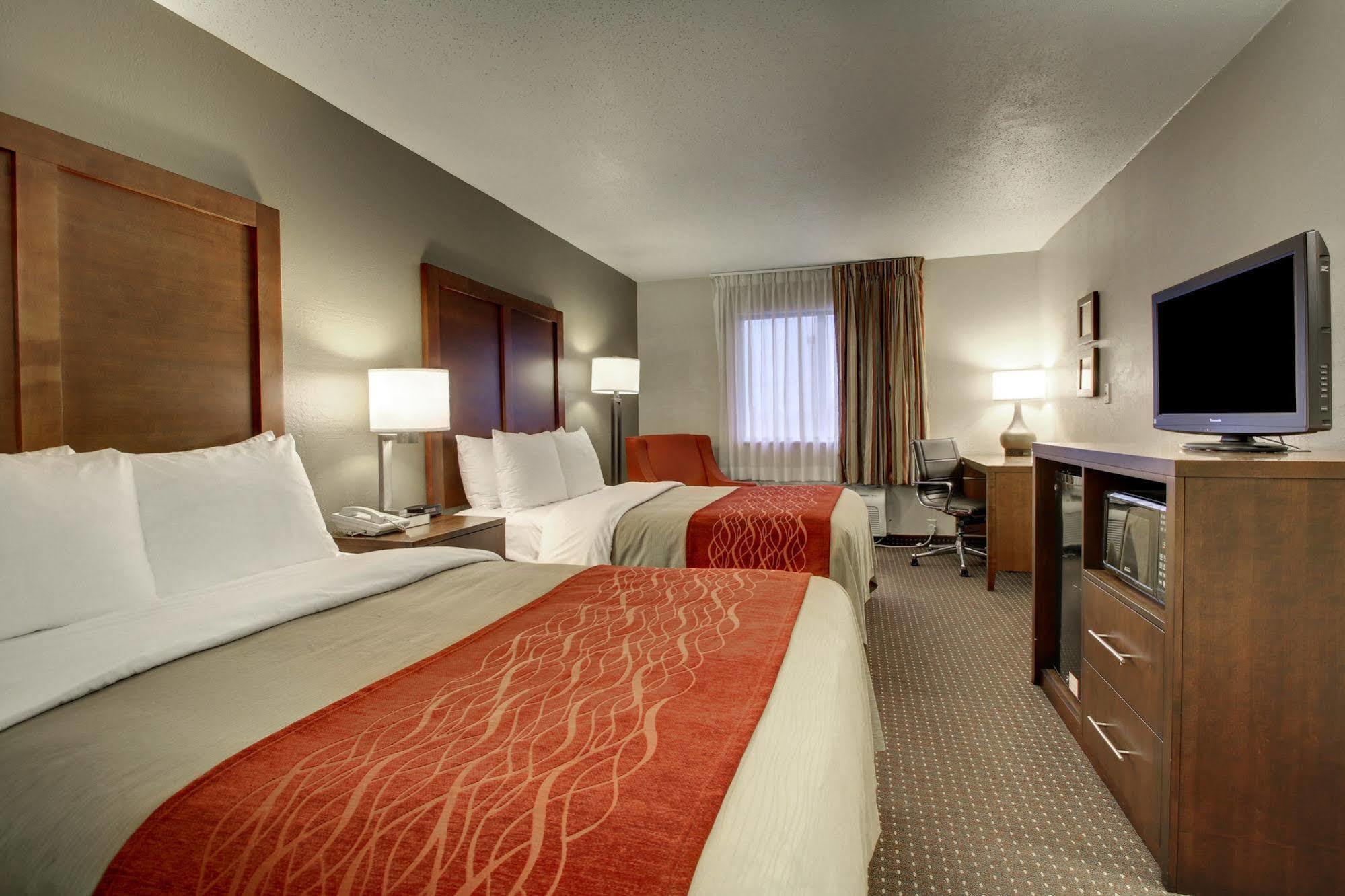 Quality Inn Waverly Esterno foto