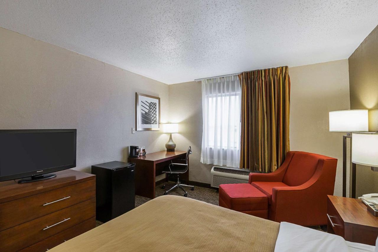 Quality Inn Waverly Esterno foto