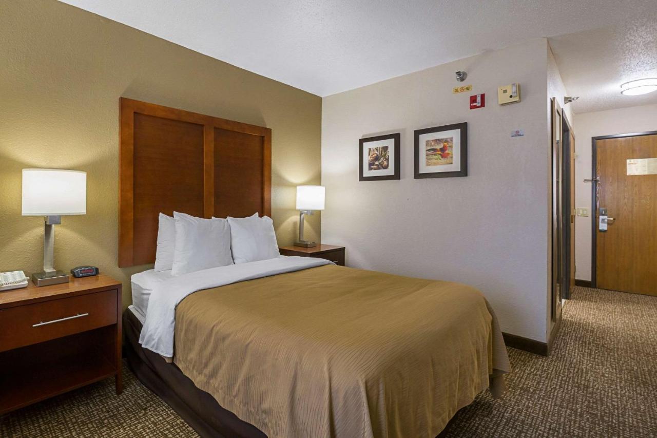 Quality Inn Waverly Esterno foto